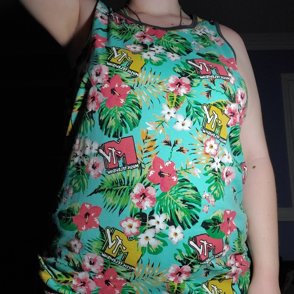 MTV mens medium floral tank top muscle tee